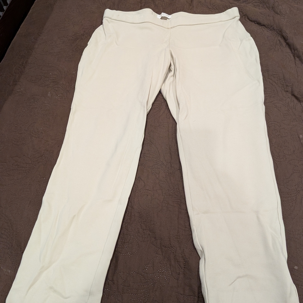 Flaw- Coldwater Creek Ponte leggings in ivory Sz 1X/18
